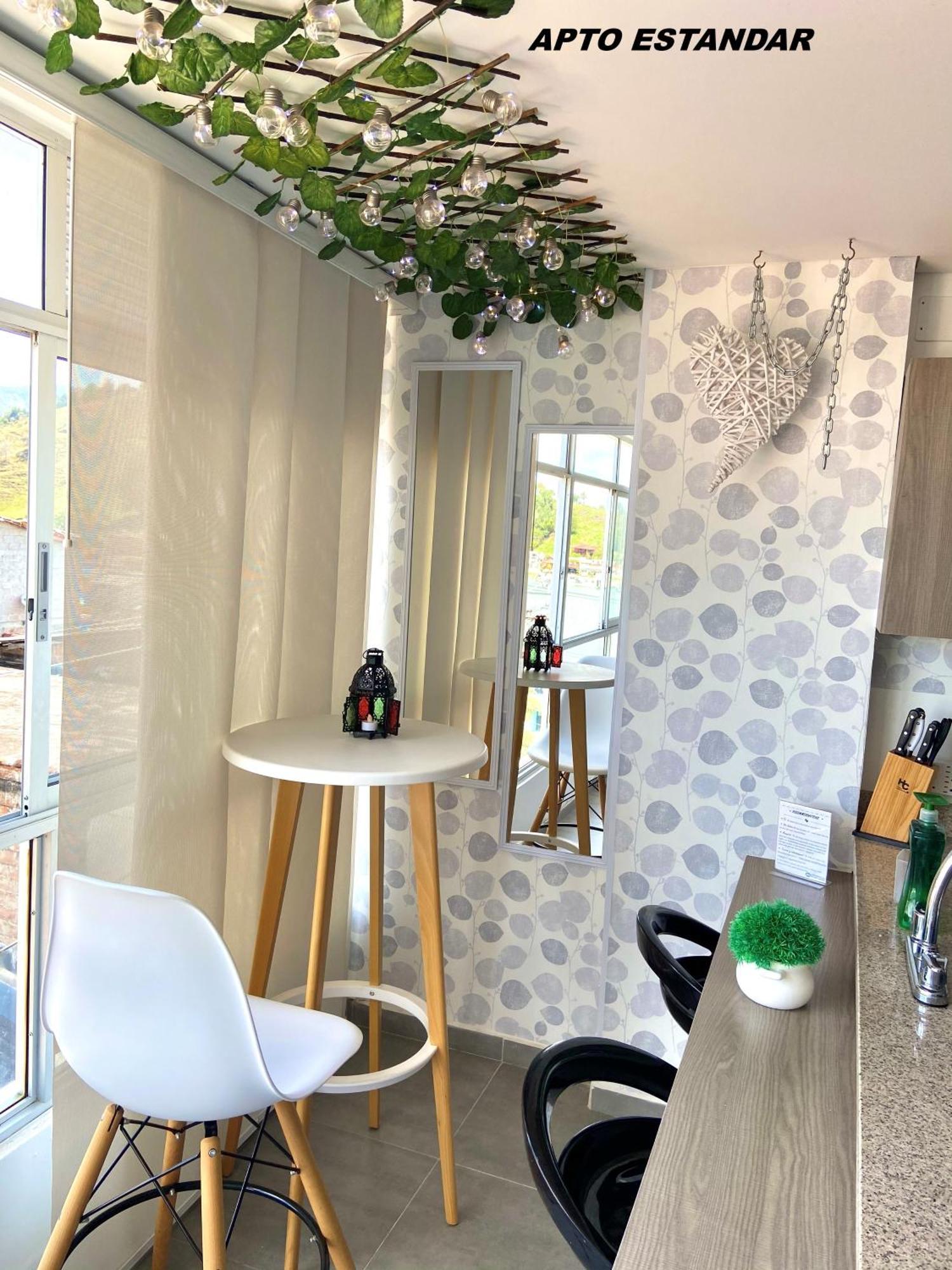 Apartamentos View, Calle Del Malecon Frente Al Lago Guatape Ngoại thất bức ảnh